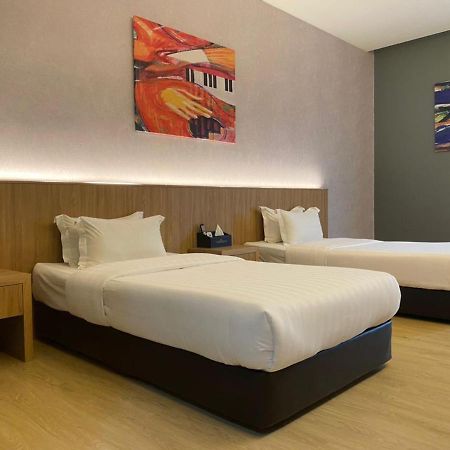 Kluang Riverview Hotel Luaran gambar