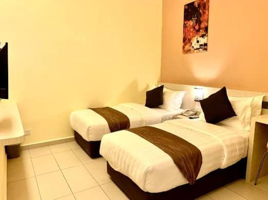Kluang Riverview Hotel Luaran gambar