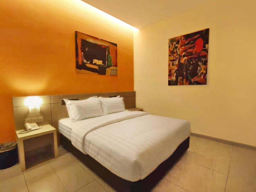 Kluang Riverview Hotel Luaran gambar