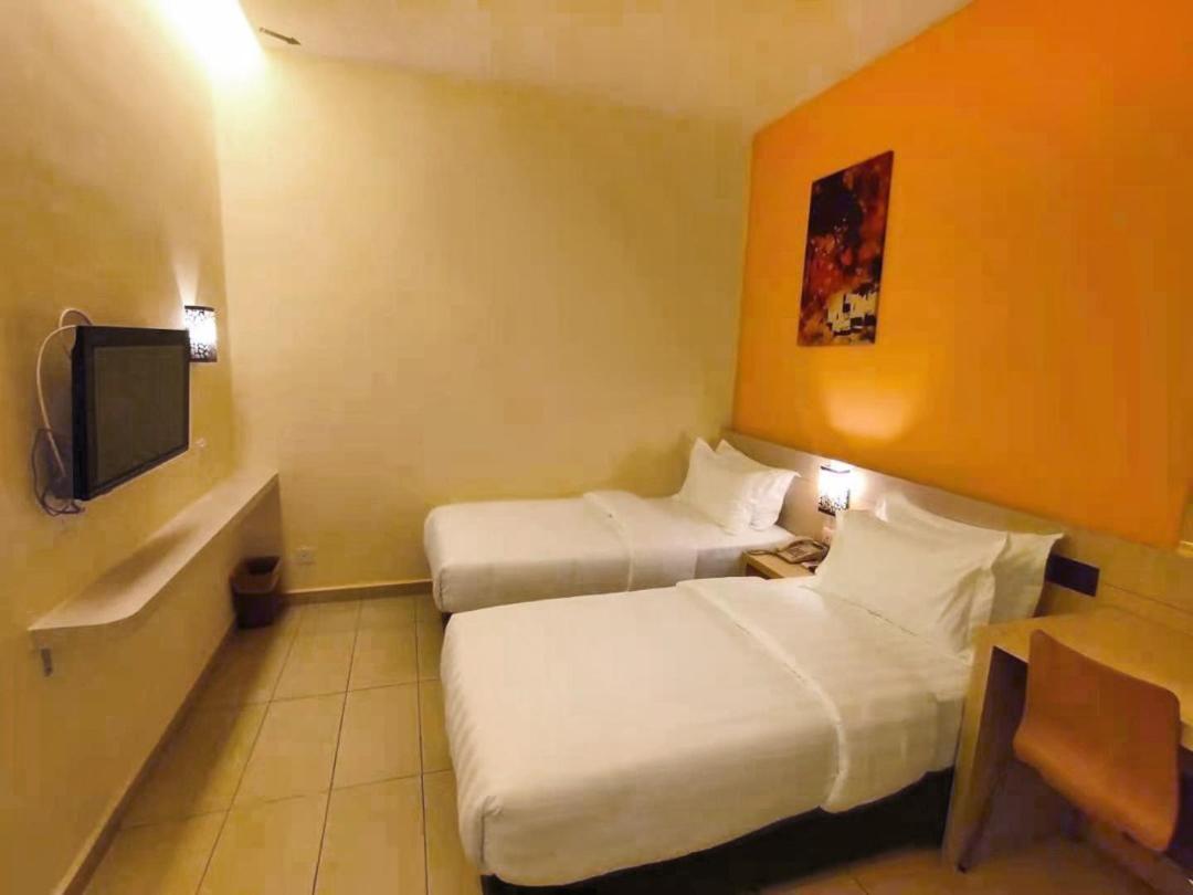 Kluang Riverview Hotel Luaran gambar