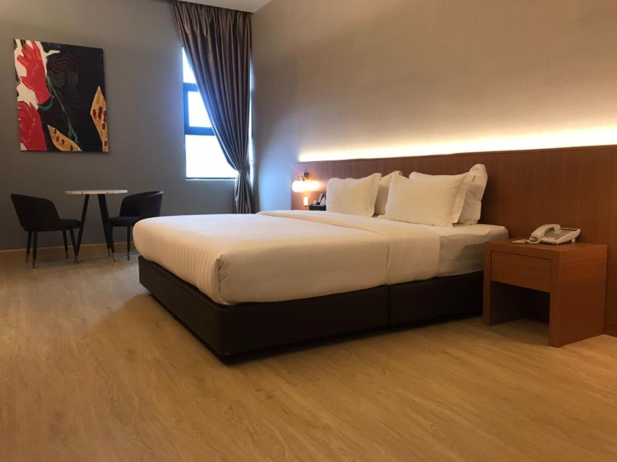 Kluang Riverview Hotel Luaran gambar